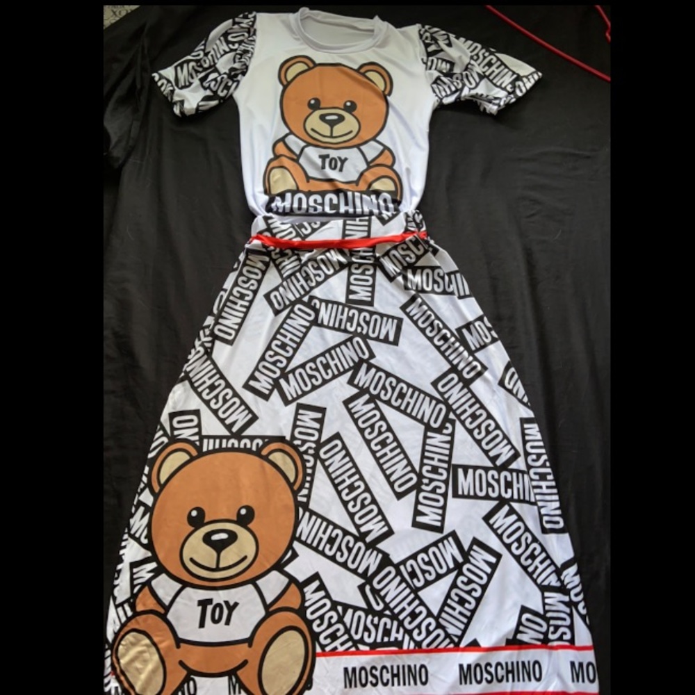 Girl Two pieces set Tshirt and Maxi Skirt size S